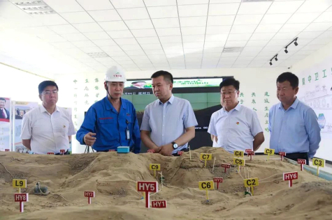 馬洪海市長(cháng)調研中衛工業(yè)園區蒸發(fā)池地下水治理工作