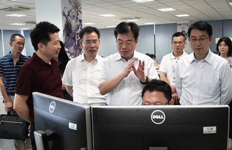 江蘇省委網(wǎng)信辦、省委宣傳部領(lǐng)導赴蘇化科技園調研重點(diǎn)企業(yè)