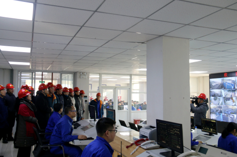 中衛政協(xié)主席羅成虎蒞臨寧夏華御調研并作黨的十九屆四中全會(huì )精神宣講