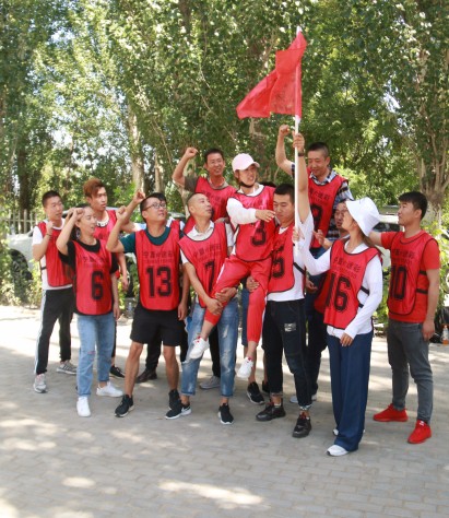 打造優(yōu)秀團隊 共創(chuàng  )企業(yè)輝煌