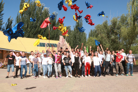 打造優(yōu)秀團隊 共創(chuàng  )企業(yè)輝煌