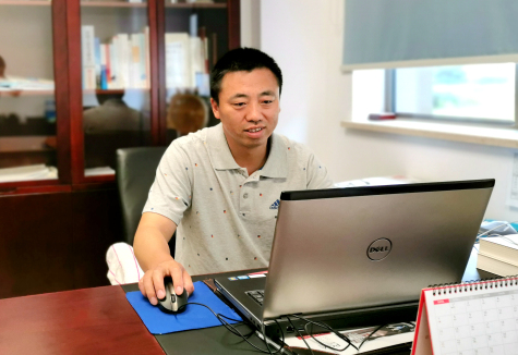 陶華榮獲蘇州工業(yè)園區“優(yōu)秀共產(chǎn)黨員”稱(chēng)號