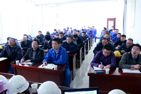 寧夏華御邀請自治區?；瘜?zhuān)家來(lái)公司指導服務(wù)安全生產(chǎn)工作