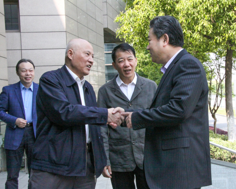 曹后靈副市長(cháng)等領(lǐng)導一行蒞臨科技園考察調研