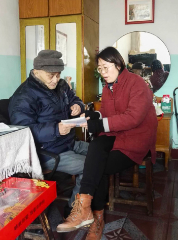 集團工會(huì )走訪(fǎng)慰問(wèn)送春風(fēng)